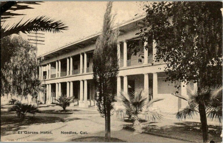 El_Garces_Hotel_postcard